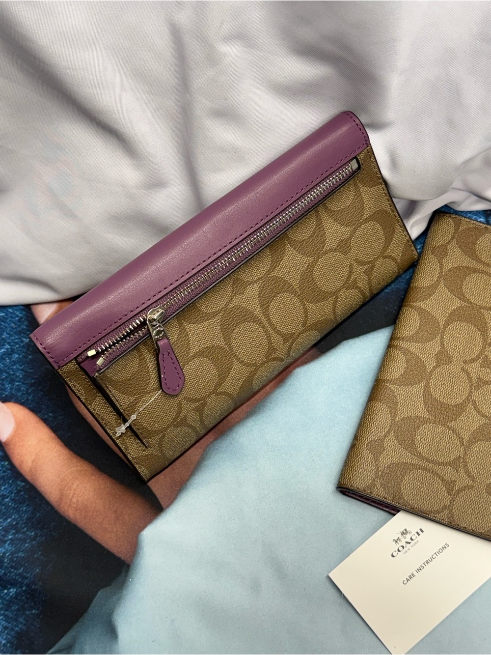 (new+card) Coach Leather / Brown Signature Large Wallet + Checkbook Insert - Picture 4 of 12